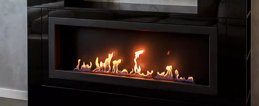 Town & Country Outdoor Fireplace in Lac Brome, QC